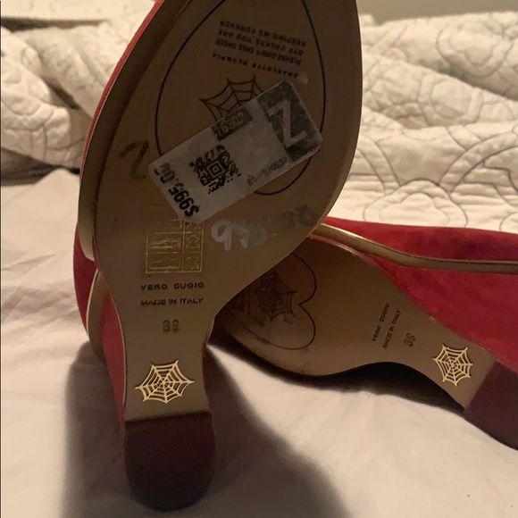 Shoes - Picture 6 of 6